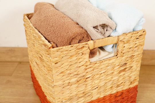 KHAY LỤC BÌNH XẾP VIỀN ĐỎ
